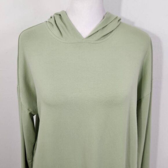 Zuda Green Hoodie Pullover Size XXS Pastel Green Activewear Top - Picture 2 of 7